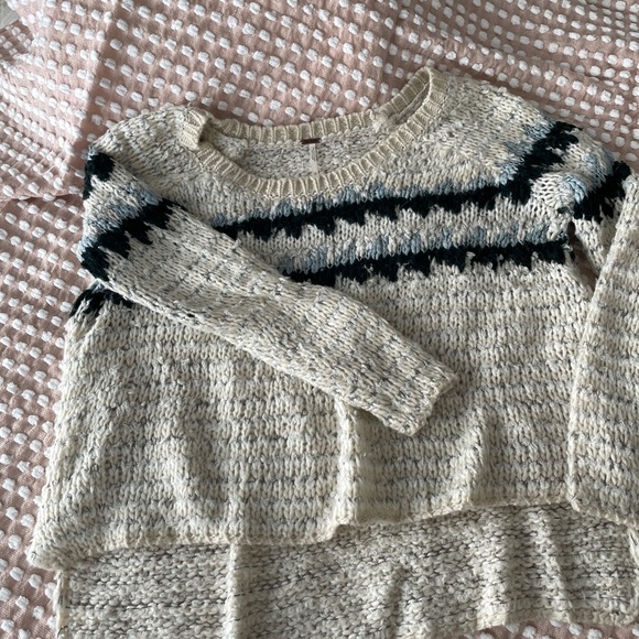 Free People Sweater - Picture 2 of 4
